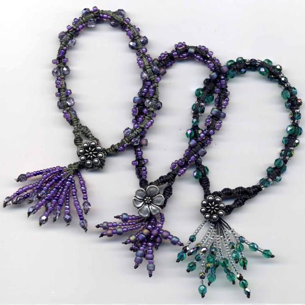 Free Macrame Jewelry Patterns on Twisted Bracelet   Kristine Buchanan
