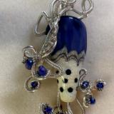 Tony Lutman blue/ white bead